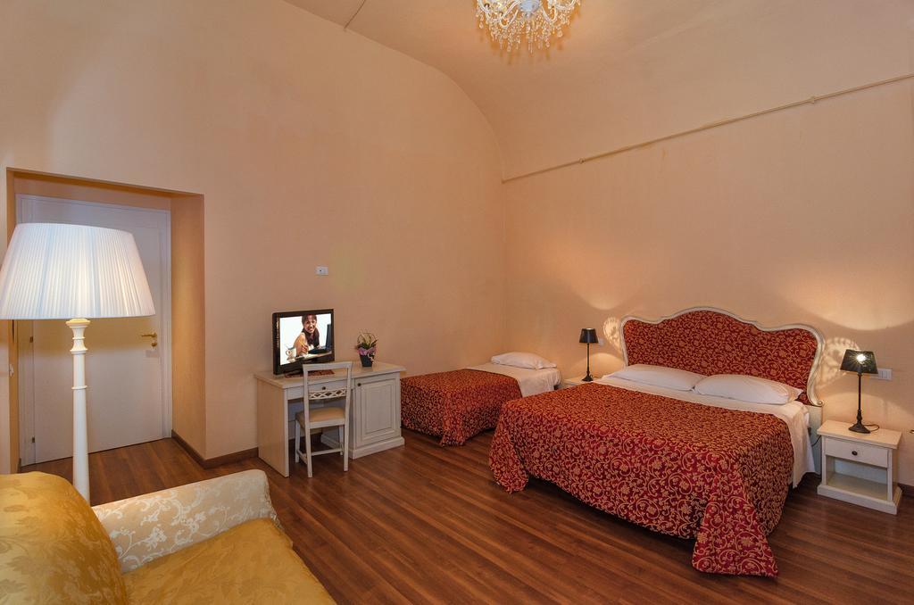 Hotel Galileo *