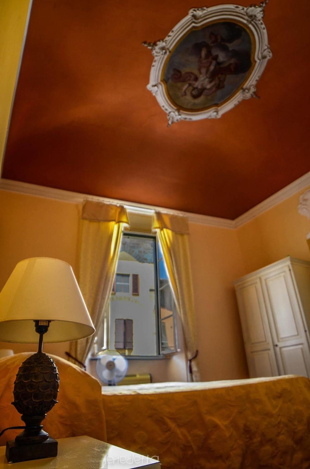 Galileo Hotel *
